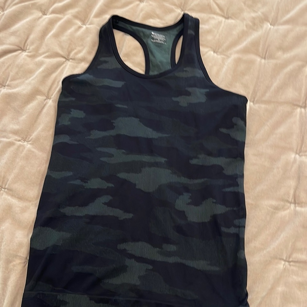 Athleta camo tank